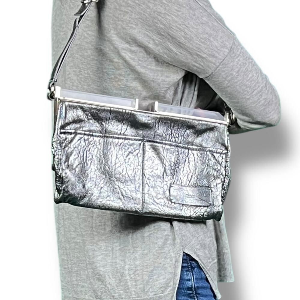 Chloe Lucite Handle Silver Leather Clutch Handbag Vintage Y2K $1,495 Retail Lux - Picture 8 of 13